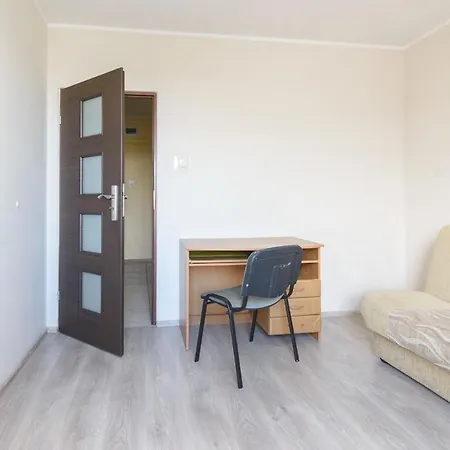 A Cozy In With Good Transport Connections Apartment